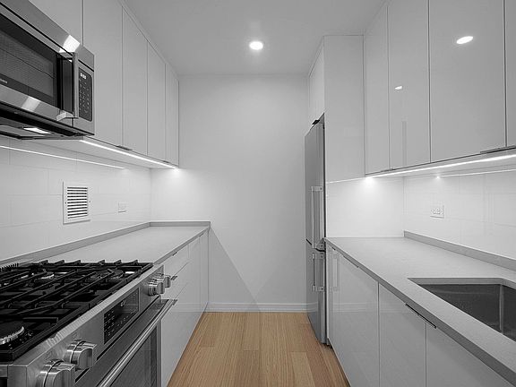 5th image of 75 W End Ave APT C9e