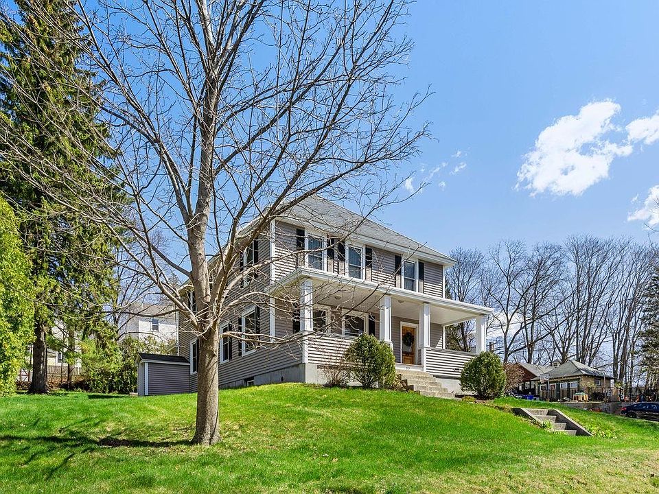 572 Hanover Street, Manchester, NH 03104 Zillow