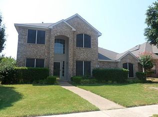 9006 Lakepointe Ave, Rowlett, TX 75088