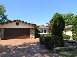 1350 Holtz Ave, Addison, IL 60101