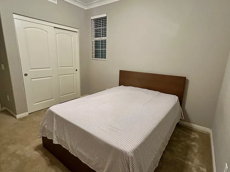 529 Alabama St — Photo 1