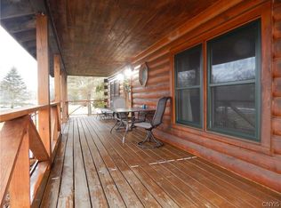 7541 Myers Rd, East Syracuse, NY 13057