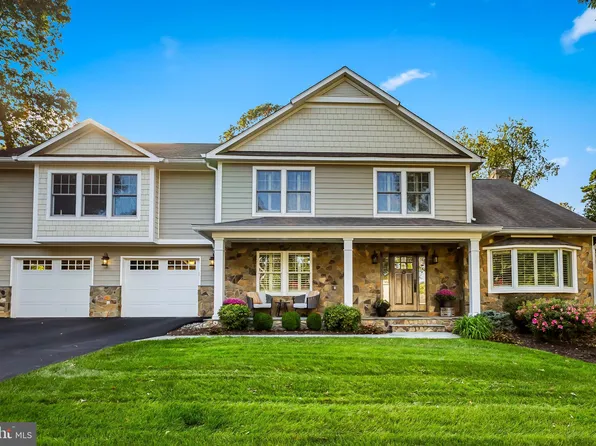 356 Dun Robbin Dr, Severna Park, MD 21146