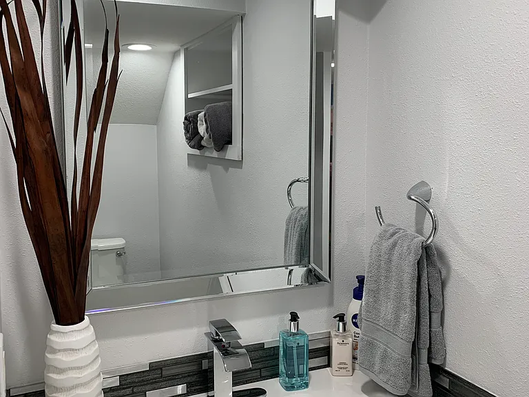 7228 SE Wilshire Ct #1 — Photo 3