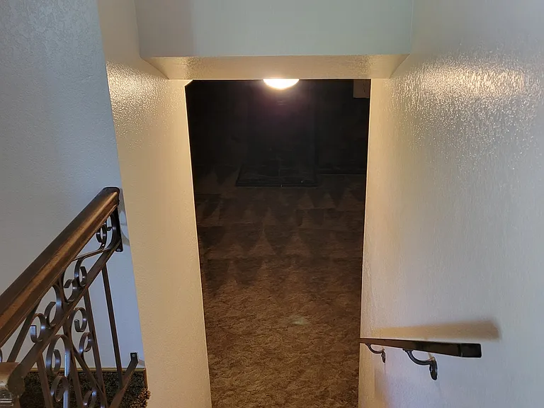 2425 Wildflower Dr — Photo 21