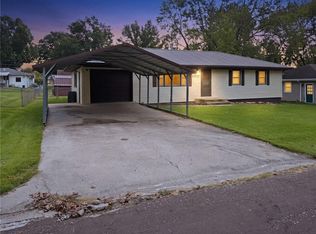 1717 Fairchild St, Chillicothe, MO 64601