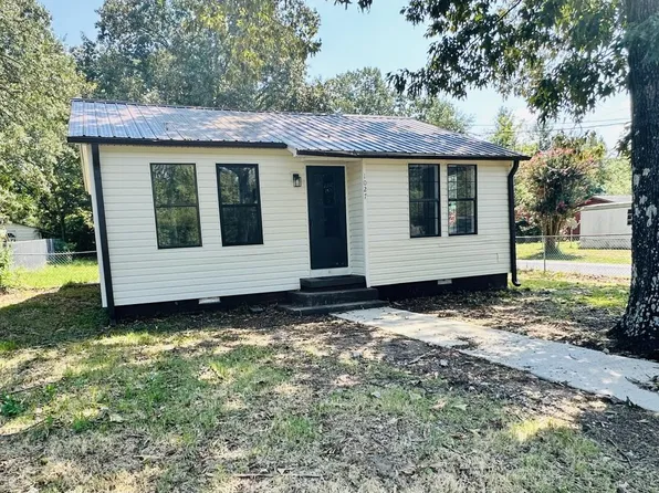 1027 Jefferson St, Malvern, AR 72104