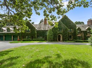 4 Whippoorwill Rd, Armonk, NY 10504