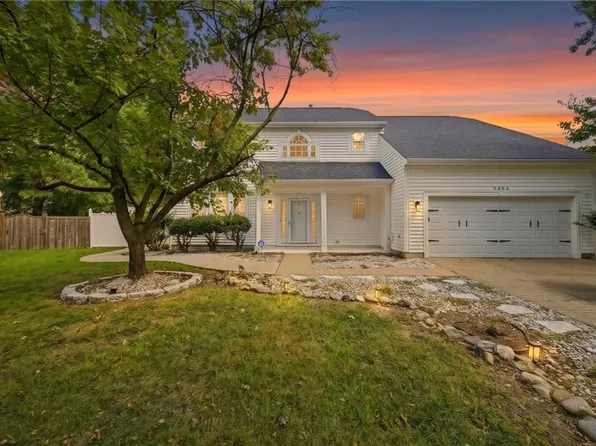 3884 Donnington Dr, Virginia Beach, VA 23456