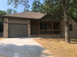 7 Whitfield Ln, Bella Vista, AR 72715