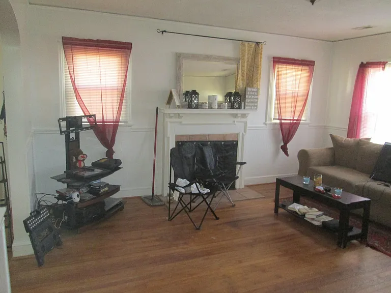 804 Englewood St — Photo 4