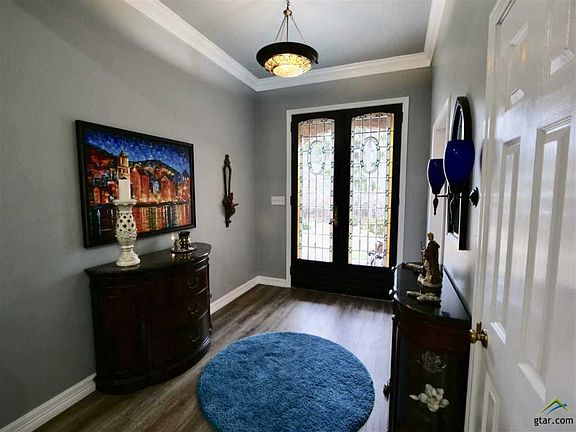 4th image of 1447 Tanglewood Dr W