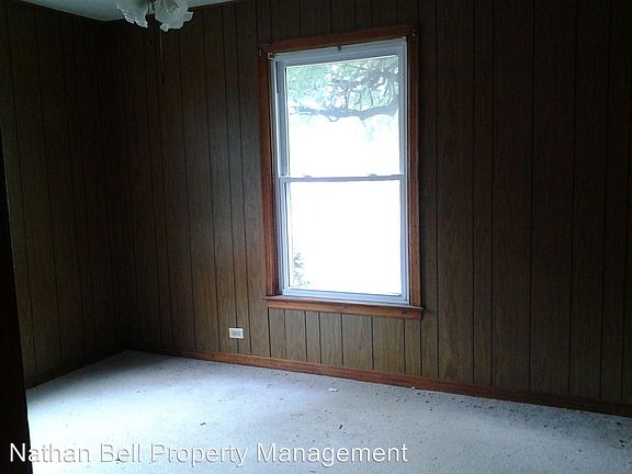 4th image of 1563 E Polk St