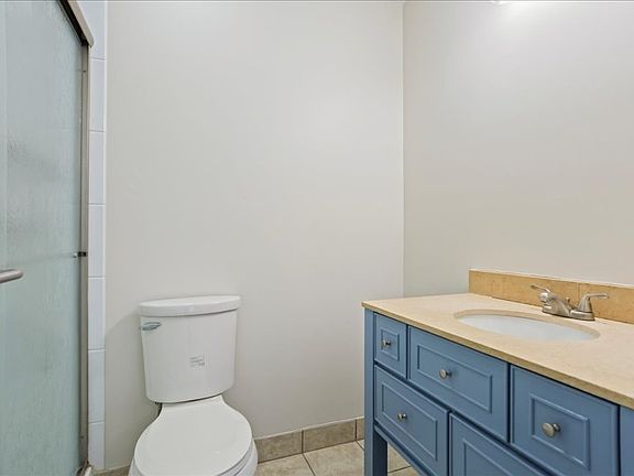 Main bedroom ensuite with walk in shower