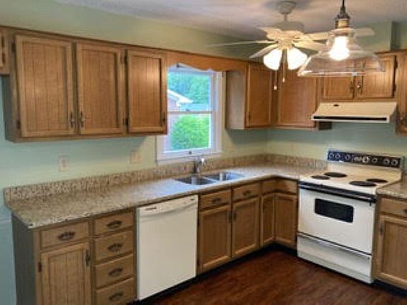 3rd image of 3538 A Lawndale Dr