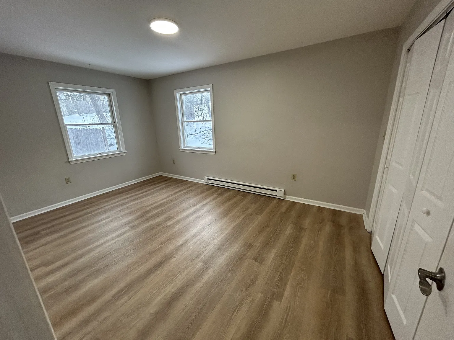 37 Monroe St - 3 — Photo 3
