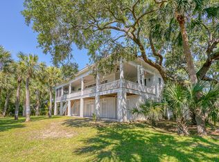 14 Judge Island Dr, Ladys Island, SC 29907