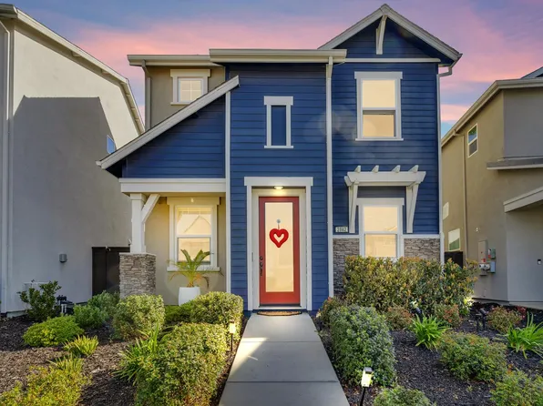 2862 Wheat Grass St, Sacramento, CA 95833