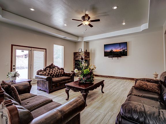 3rd image of 5035 De Vargas Ave