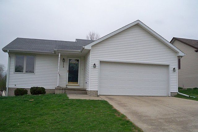 1st image of 3009 S 14th St