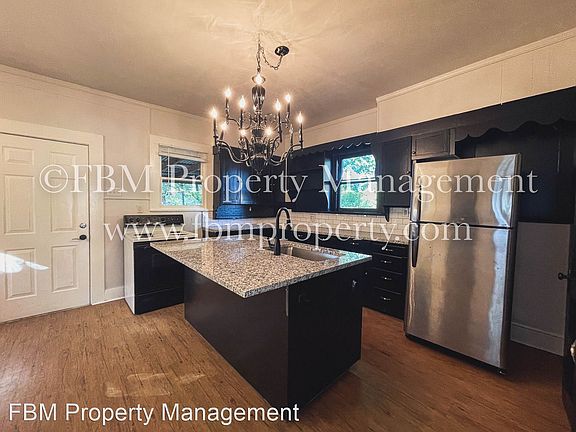 5th image of 501 Royal St