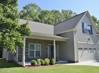 4313 Davencroft Village Dr, Winterville, NC 28590