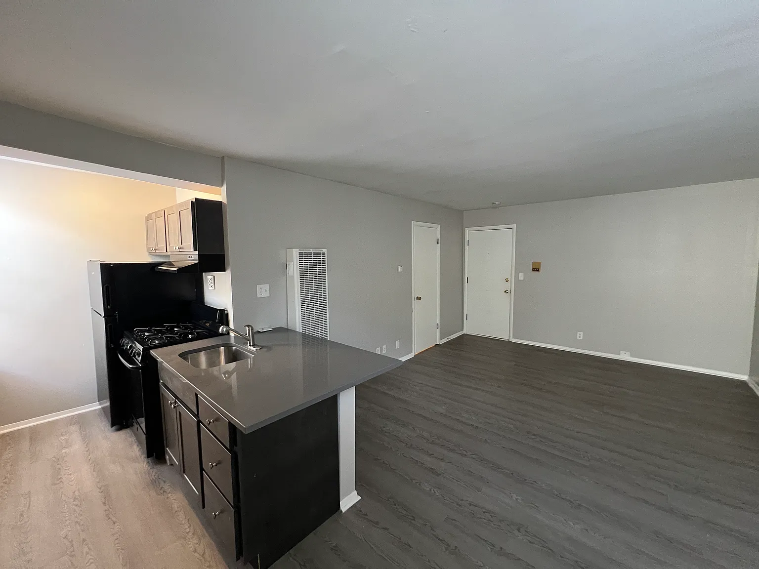 Golden Eagle Flats — Photo 2