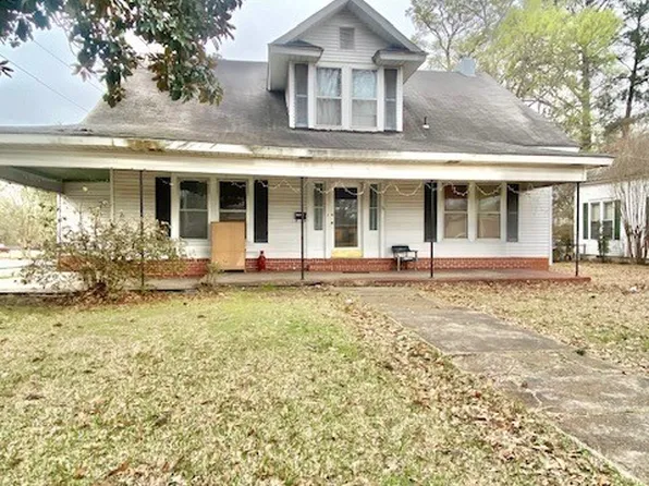 124 3rd St SE, Aliceville, AL 35442