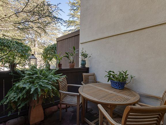 5th image of 951 Miramonte Dr APT 3