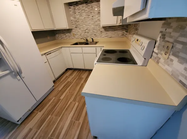 79 Ivey Street in Richmond Hill