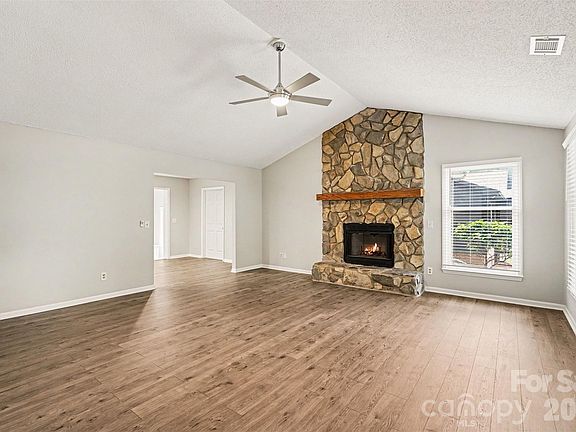 5th image of 9060 Tulagi Ct
