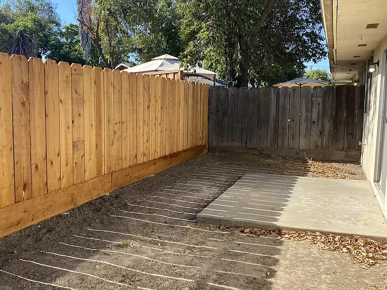 3018 Delta Ave — Photo 17