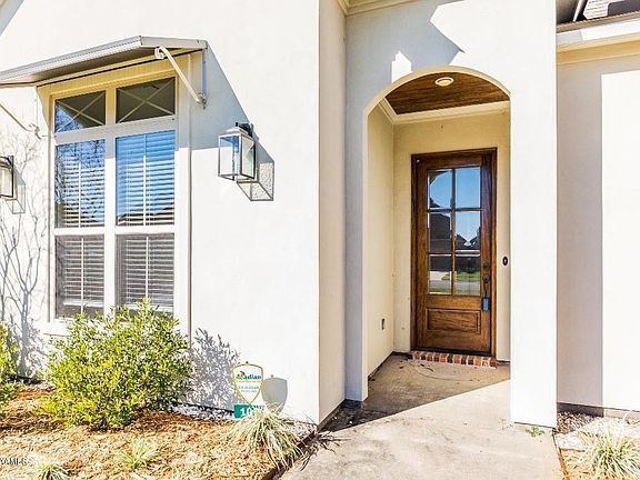 2nd image of 109 Sago Palm Way