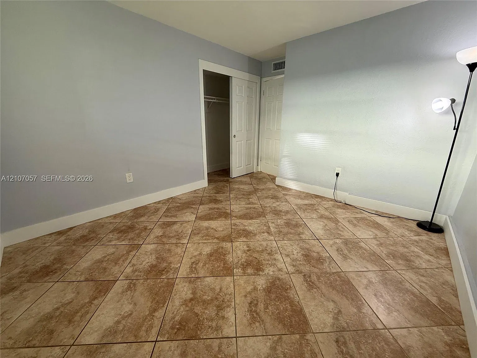 Village At Dadeland Condo — Photo 3