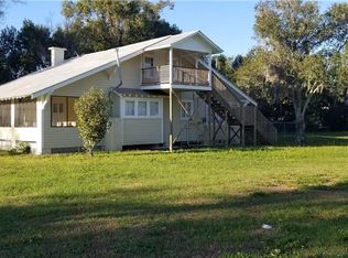 395 N Trowell Ave, Umatilla, FL 32784