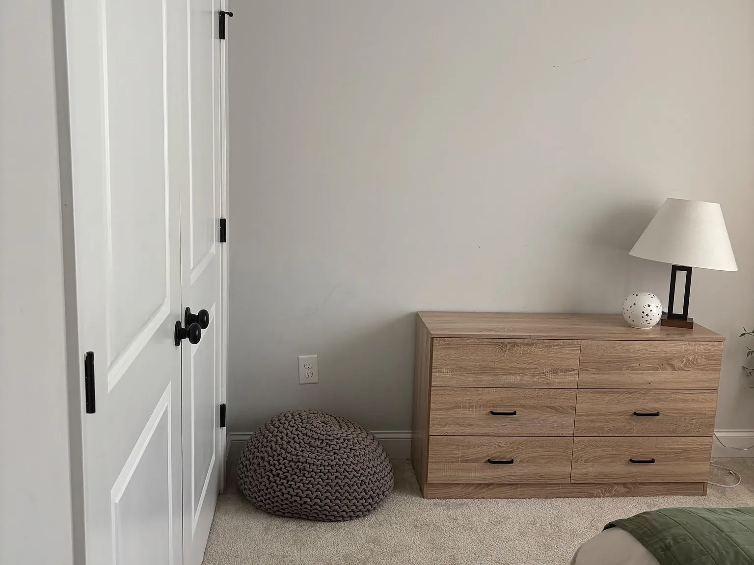 4 bed, 4.5 bath, 3200 sqft, $1,321 — Photo 3