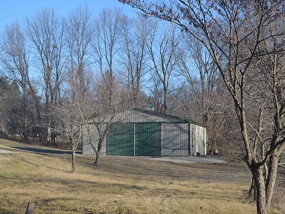 3rd image of 10200 Sherri Ln