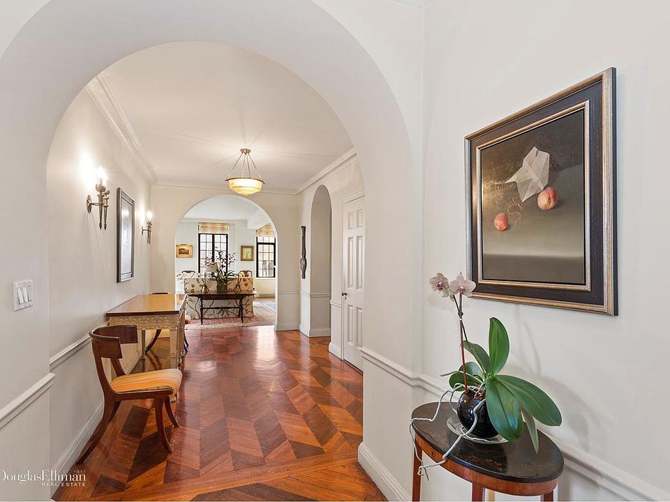 1st image of 784 Park Ave #18B