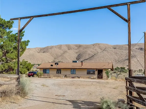 22831 Ocotillo Way, Apple Valley, CA 92308