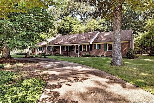1st image of 133 Berkeley Ln