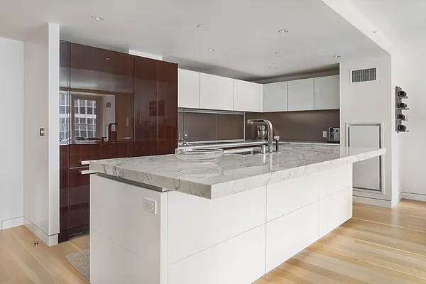 Sold by Compass | media 4