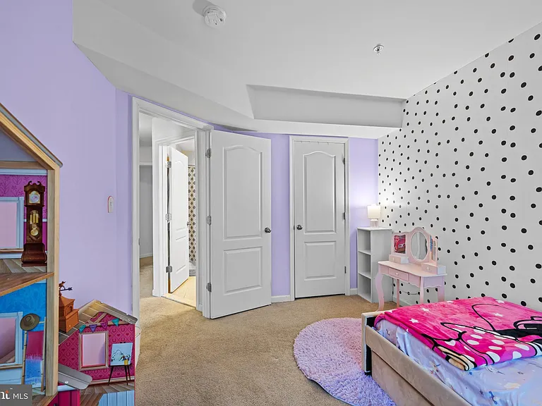10607 Meridian Hill Way — Photo 16