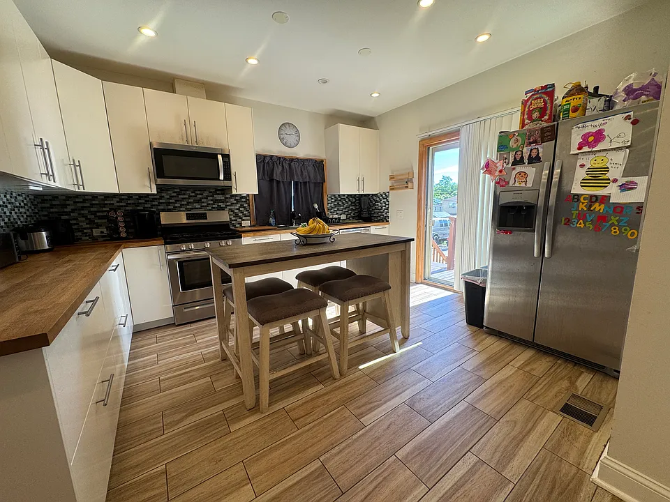 105 Mersereau Ave #H