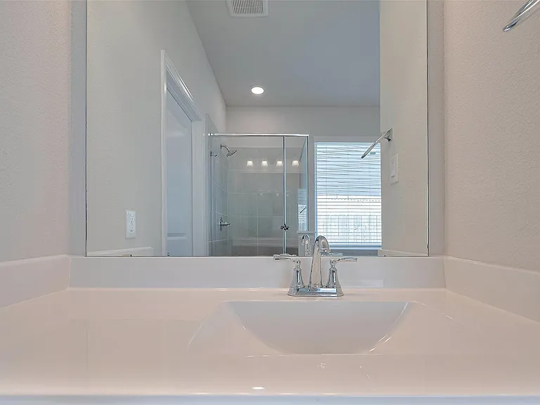 2405 Seamist Cove Ln — Photo 33