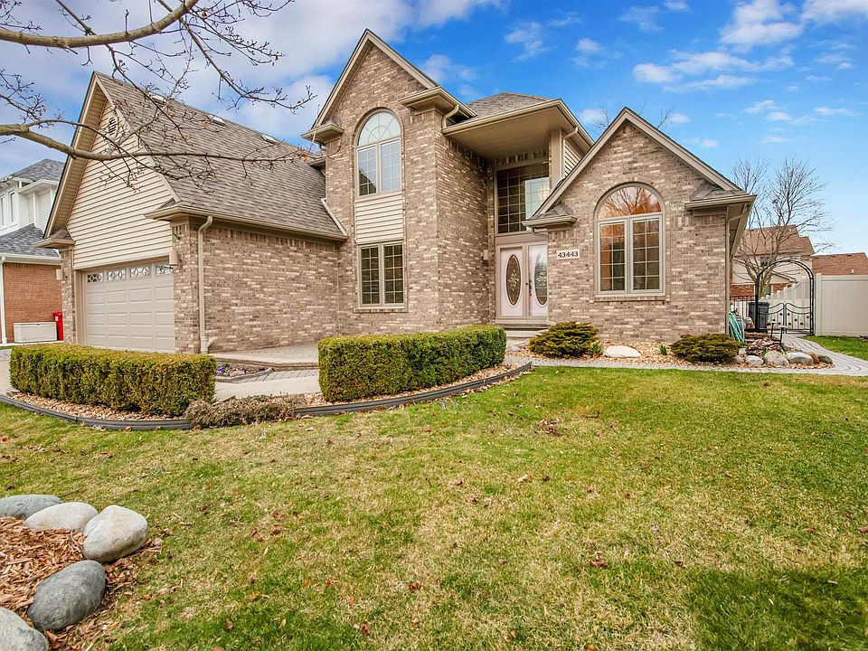 1st image of 43443 Brooks Dr
