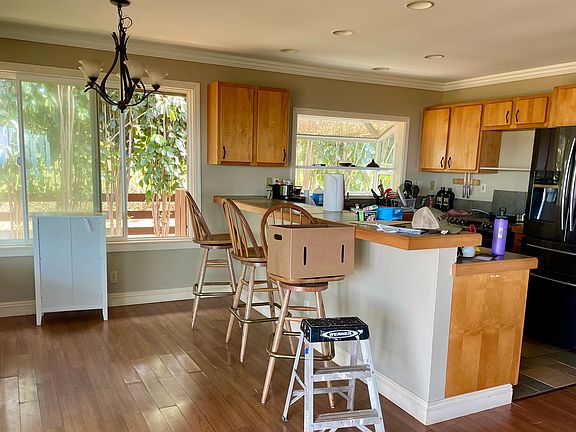 Kitchen + dining room