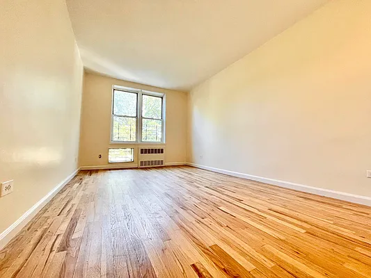 Rented by Century 21 Premier  | media 10