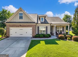 820 Lakeview Bend Cir, Jefferson, GA 30549