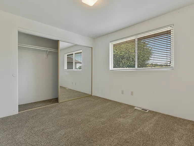 1500 W 9th Ave — Photo 27