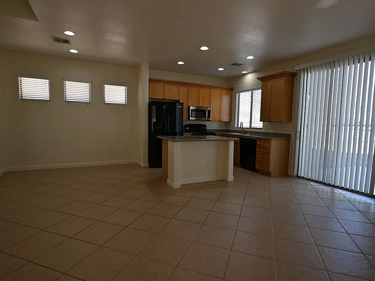 5472 Overlook Valley St — Photo 11